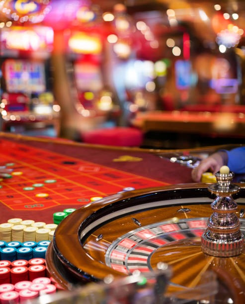kaya303 slot game interface on mobile phone showing spinning reels and bet controls